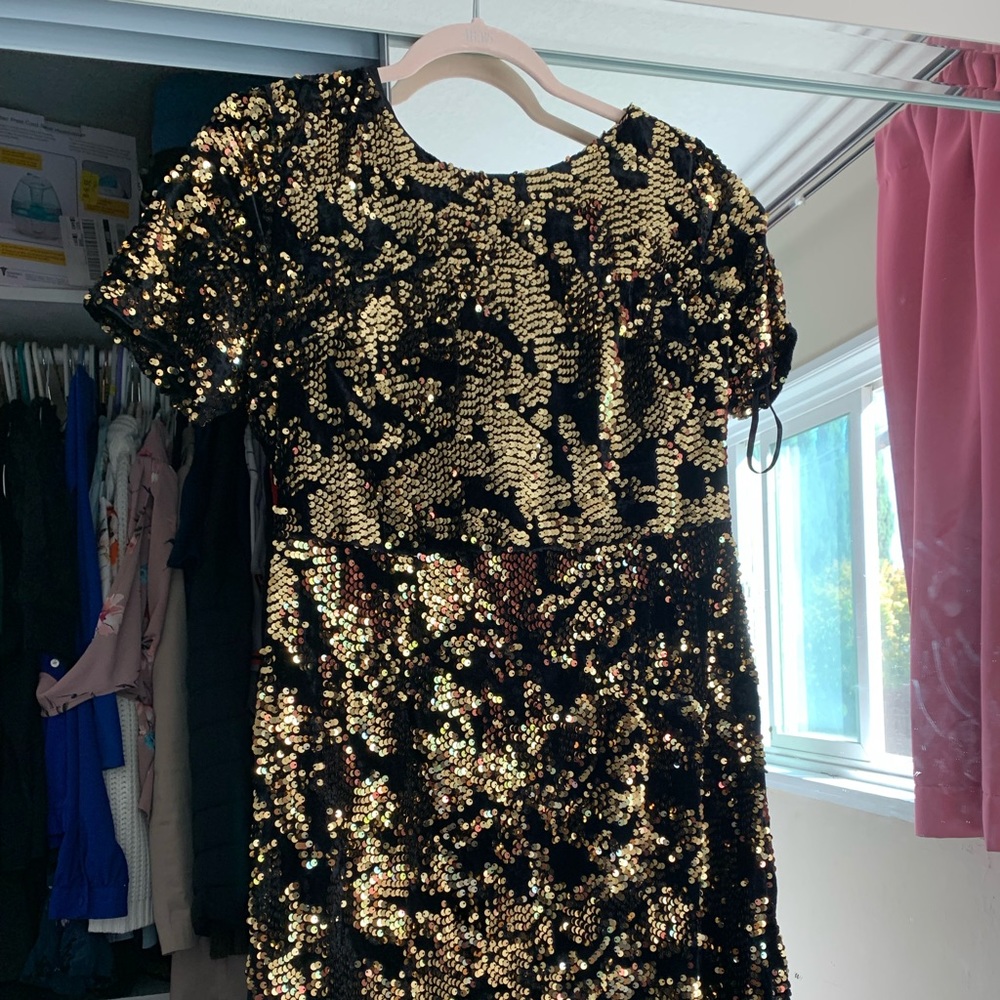 Wore this dress once to party.
